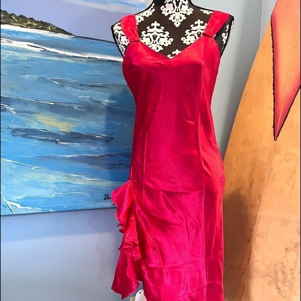 ❤️VTG Victoria’s Secret,Slip Nightie,One-Side Ruffle,Gorgeous,EUC-Firm Price,S